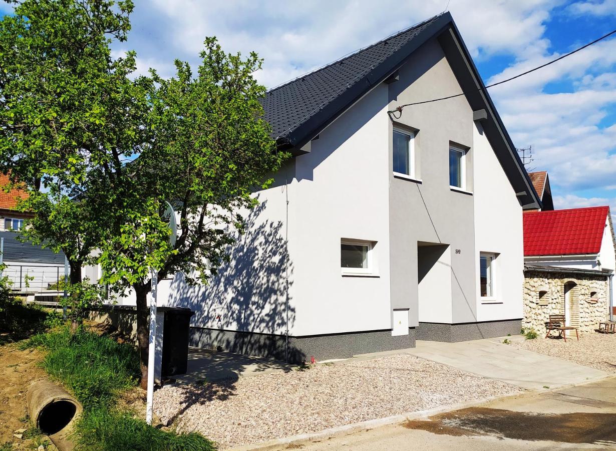 Vila pod Majákem Pritluky Exterior foto